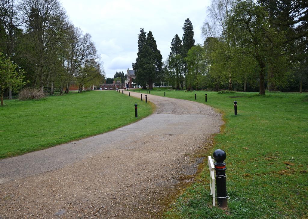 Lynford Hall Hotel Mundford Экстерьер фото
