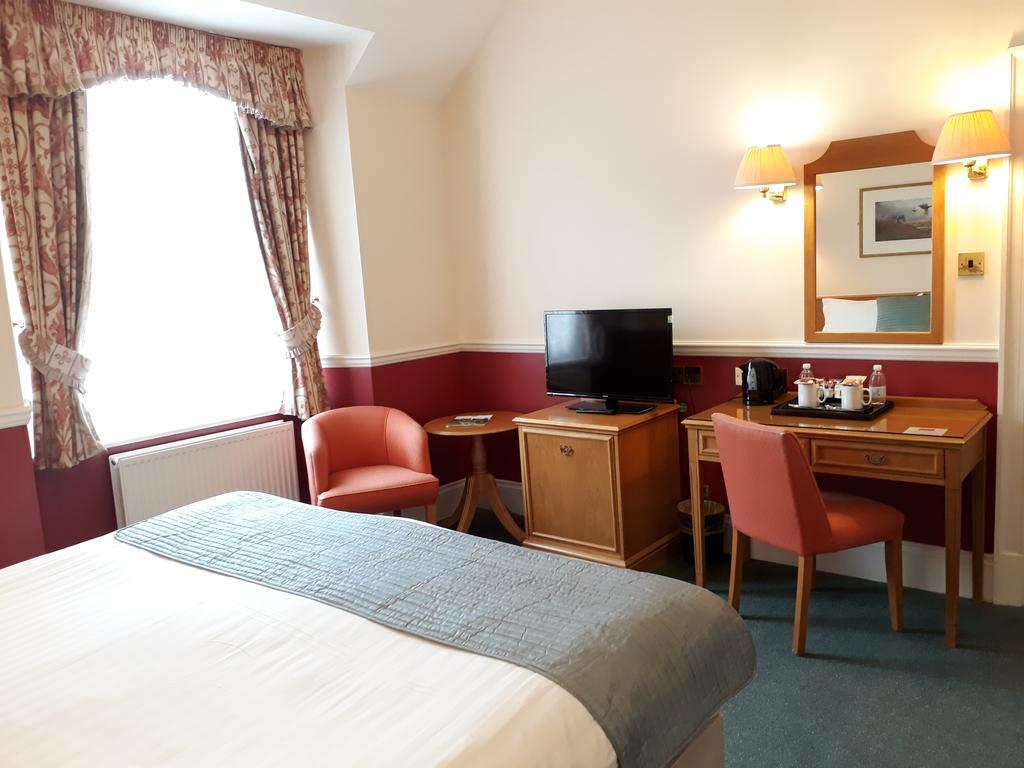 Lynford Hall Hotel Mundford Экстерьер фото