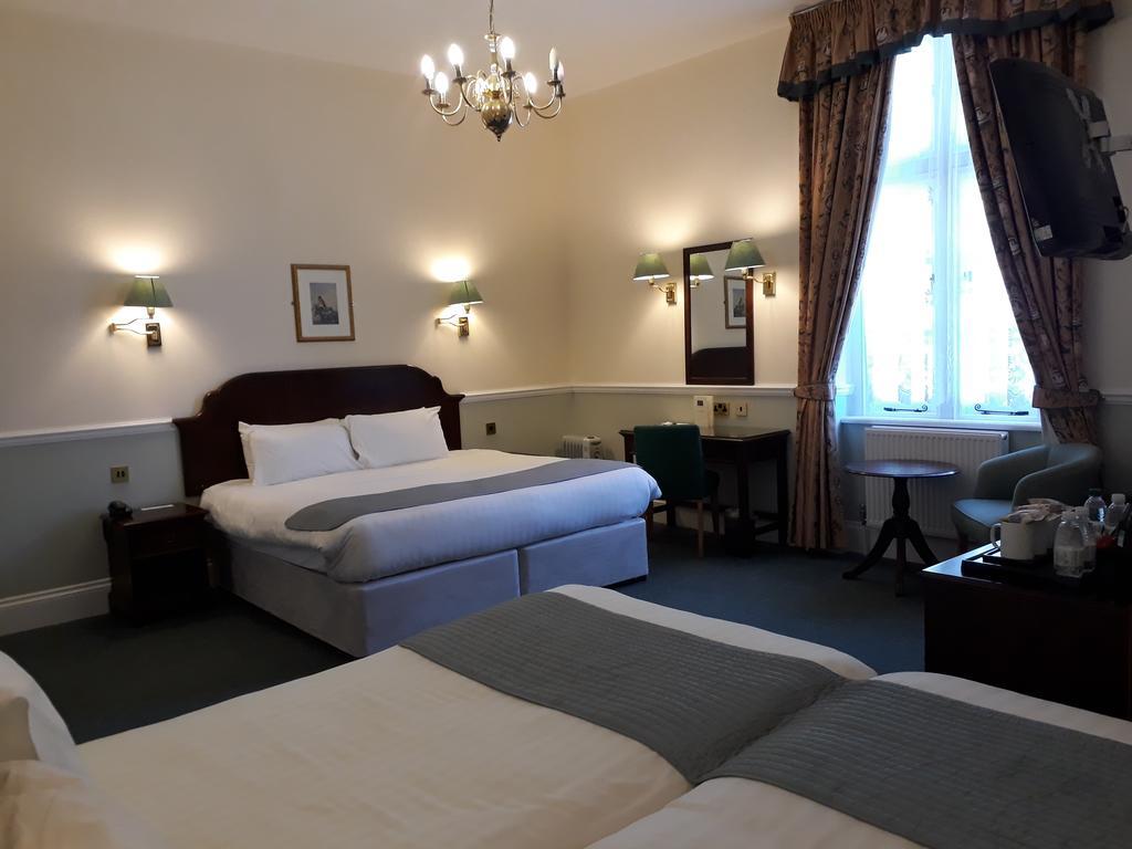 Lynford Hall Hotel Mundford Экстерьер фото