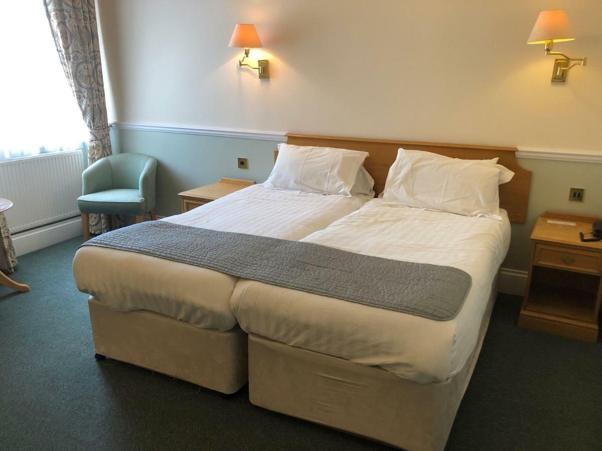 Lynford Hall Hotel Mundford Экстерьер фото